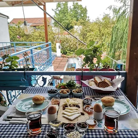 Purhayal Δωμάτια σε οικογενειακή κατοικία Siğacık
